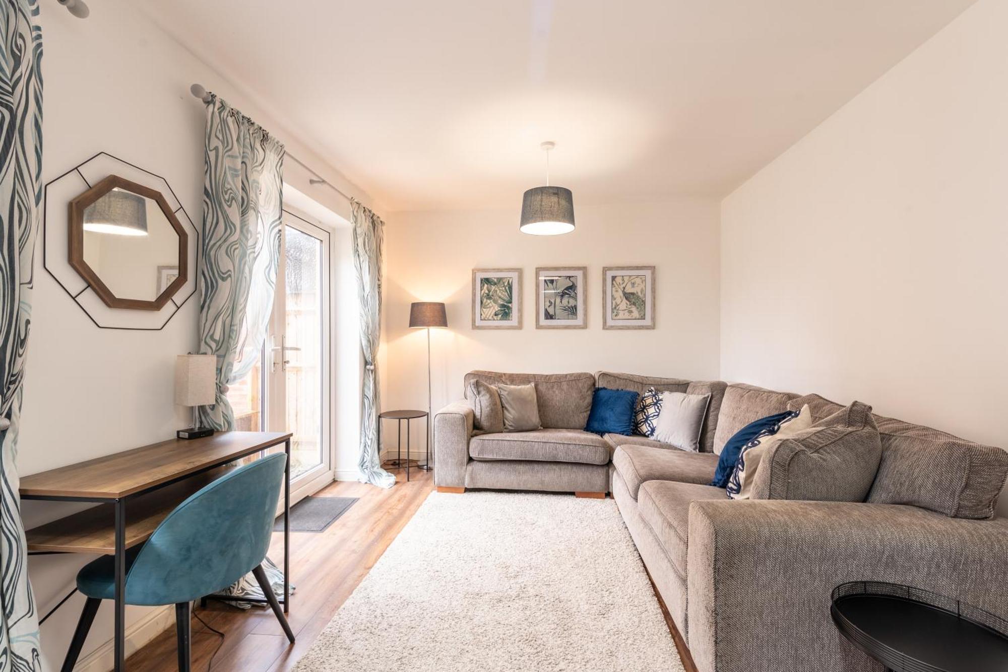 ニューポート Prime Location 3 Bed Houseヴィラ エクステリア 写真